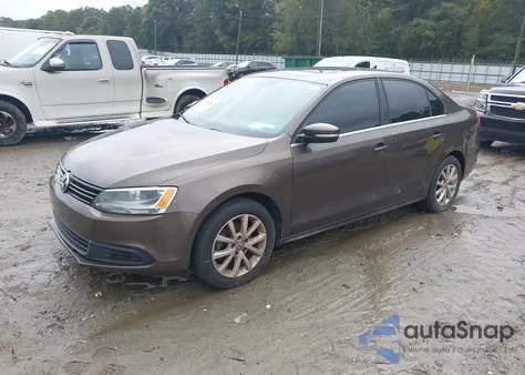 2014 Volkswagen Jetta 1.8T Se from USA, damaged, VIN 3VWD17AJDEM393580